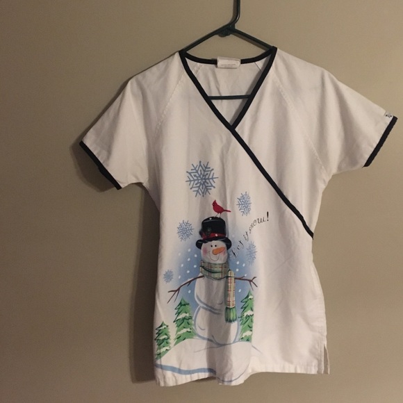 Snowman scrub top - Picture 1 of 3